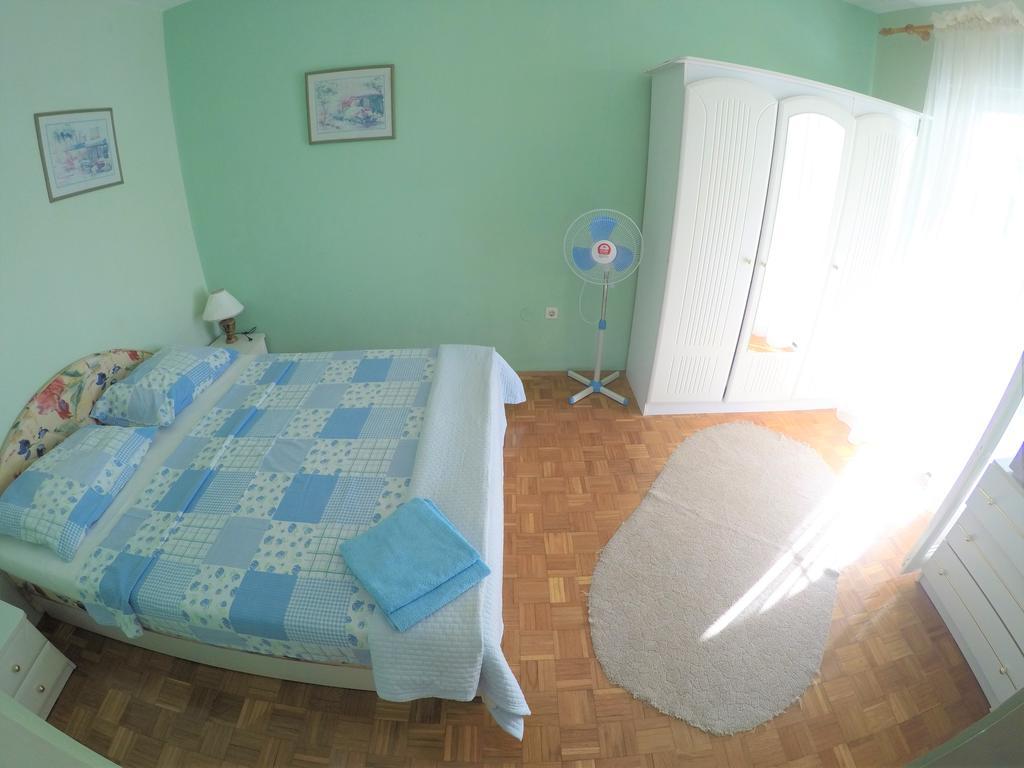 Blue City Apartment'S Repic Biograd Na Moru Exterior foto
