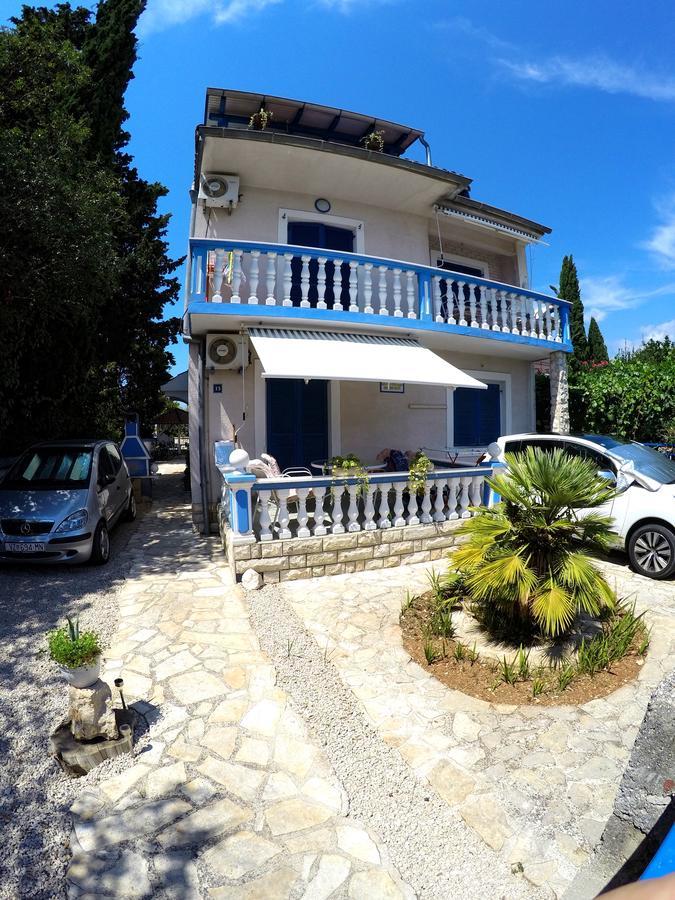 Blue City Apartment'S Repic Biograd Na Moru Exterior foto