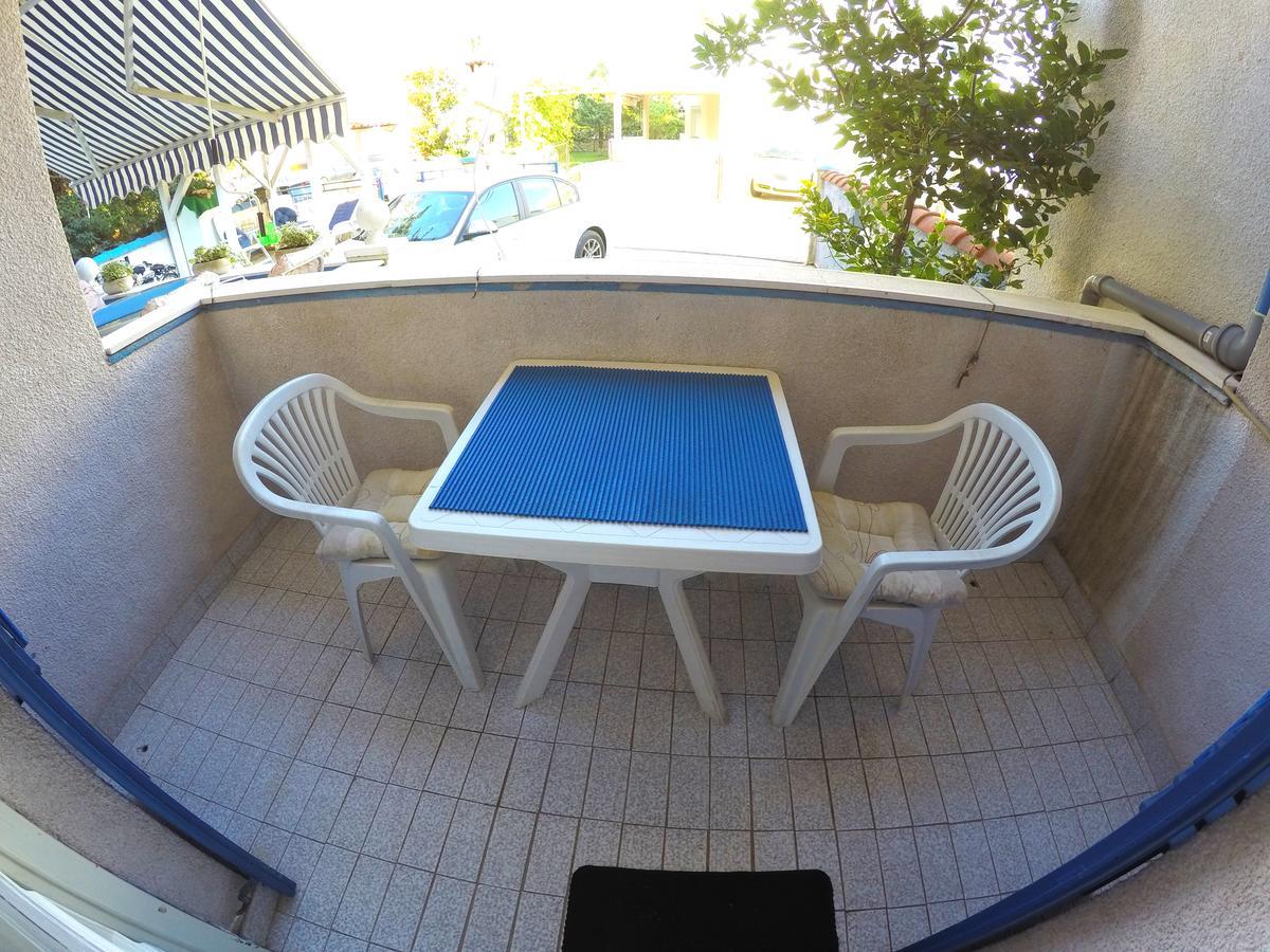 Blue City Apartment'S Repic Biograd Na Moru Exterior foto